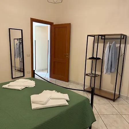 In Famiglia Apartment And Rooms For Pompei, Amalfi, Sorrento And Salerno Sant'Egidio del Monte Albino Exterior photo