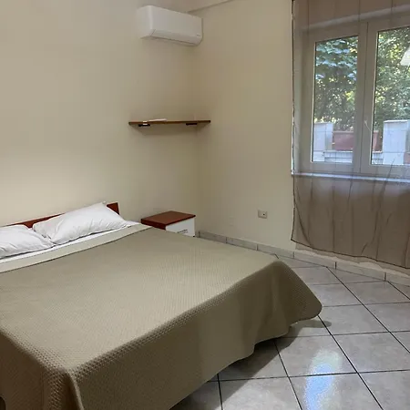 In Famiglia Apartment And Rooms For Pompei, Amalfi, Sorrento And Salerno Sant'Egidio del Monte Albino Exterior photo